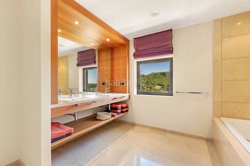 Foto e09432b1-cd30-4d0e-8b20-53527a7c1649. Chalet en Sotogrande alto Sotogrande