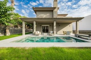 Chalet in Real de Zaragoza