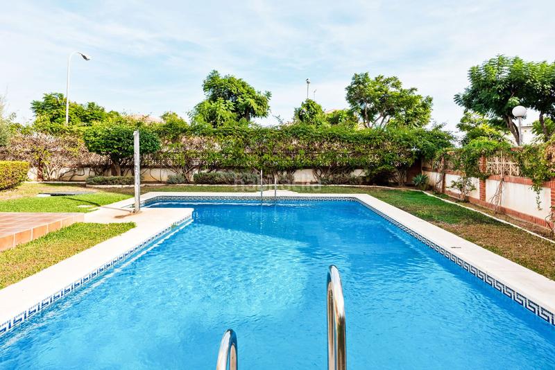Foto 844df4bf-c640-4982-994d-b5bbe8358ff1. Apartament amb aparcament piscina a Manantiales-Estación de Autobuses Torremolinos