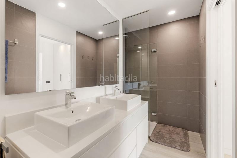 Foto 728af2e1-a64e-46ee-9d55-dd82129d1f2f. Casa adossada amb aparcament piscina a Cancelada Estepona