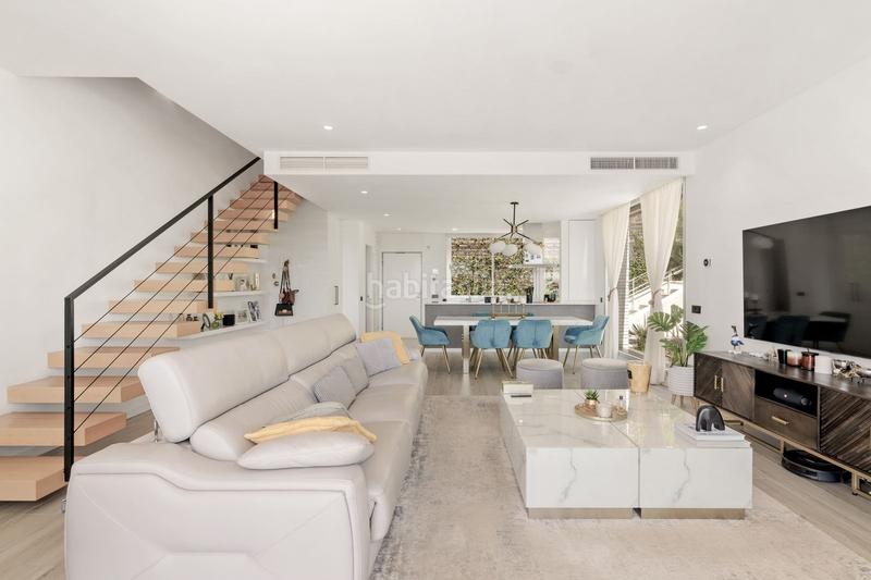 Foto 1607a7a6-0eca-44aa-9490-ca5ce8cb7e05. Semi detached house with parking pool in Cancelada Estepona