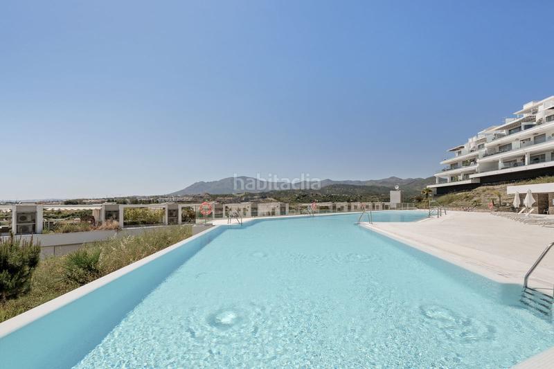 Foto 2db06c79-13ce-4815-83e5-7ae765073359. Semi detached house with parking pool in Cancelada Estepona