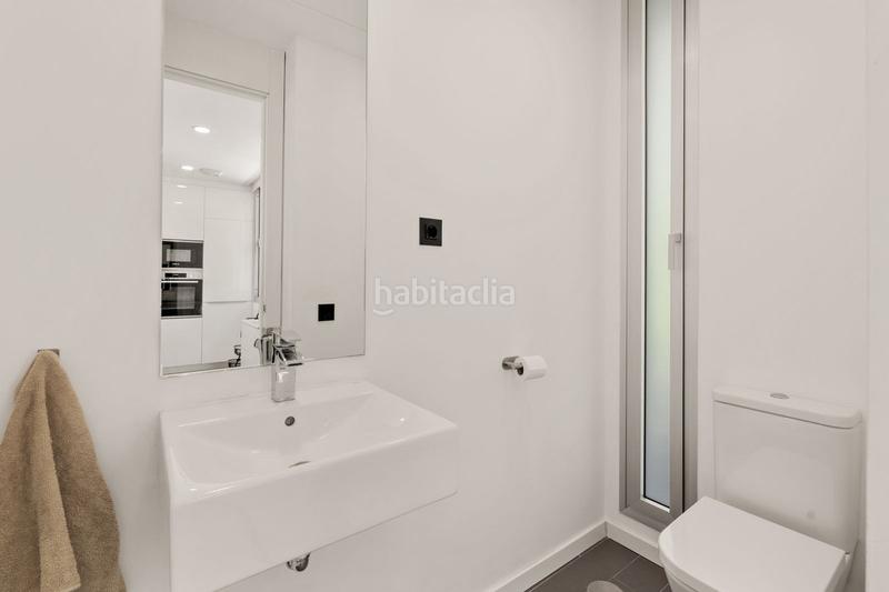 Foto 86bf4386-884e-47cf-a418-71b52d7e0bda. Semi detached house with parking pool in Cancelada Estepona