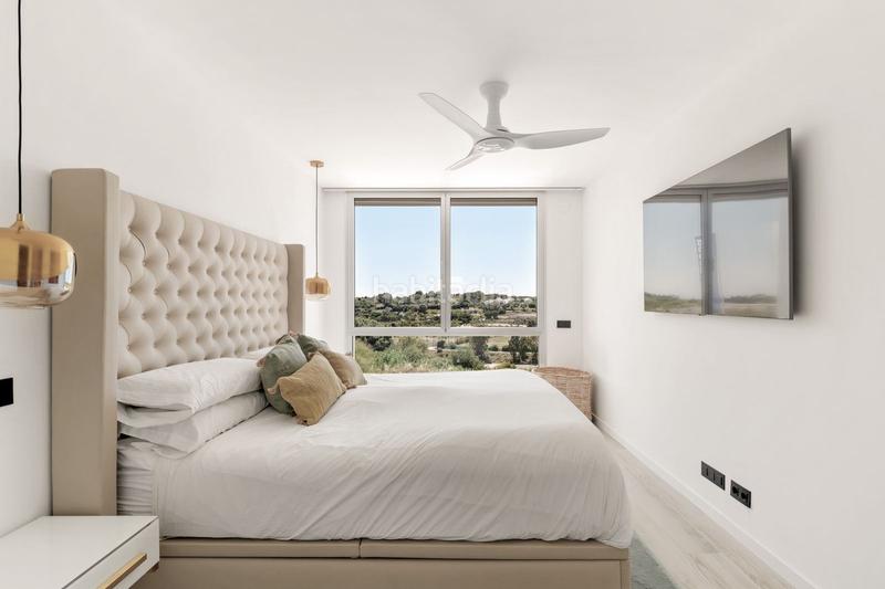 Foto bdb0223d-5cea-45de-8a5c-a2c9cef9ecf4. Semi detached house with parking pool in Cancelada Estepona