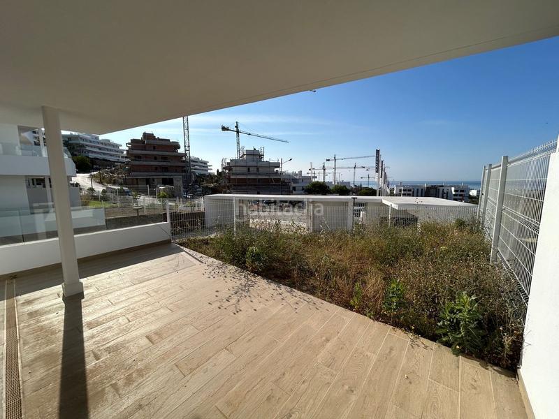 Foto 34f34e9a-2947-42e4-a641-85191929b263. Rez-de-chaussée avec parking piscine dans Guadalobón Estepona