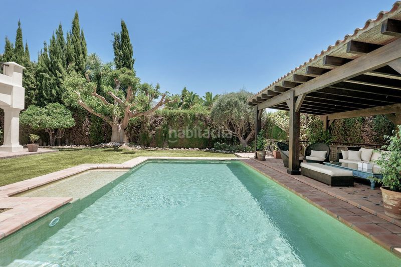 Foto b610ebf0-903f-44a7-b887-b053dae19155. Chalet en Sierra Blanca Marbella