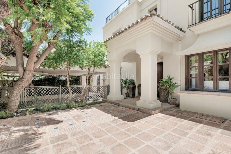 Foto eb7563e5-fb62-42e1-9d45-ffc16e3d9400. Chalet en Sierra Blanca Marbella