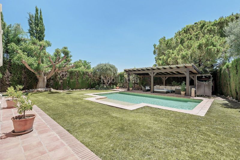 Foto 81b429b4-bc87-469a-b5ec-9b7ab6dc2c19. Xalet amb aparcament piscina a Sierra Blanca Marbella