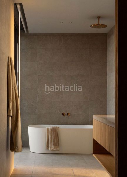 Foto bc71d89f-c6f8-46f9-96df-79d64082d407. Xalet amb aparcament piscina a Cancelada Estepona