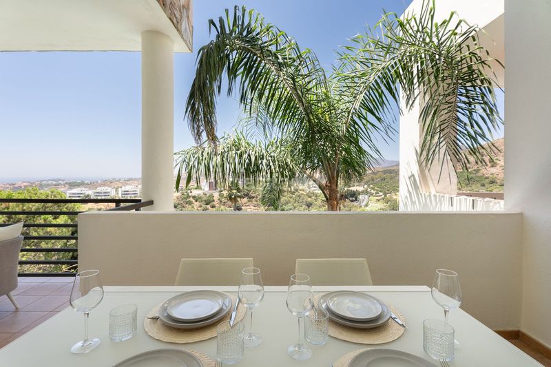Foto b5ca1deb-be4d-452e-89e2-8875cc5b42e8. Apartamento en los arqueros - puerto del almendro Benahavís