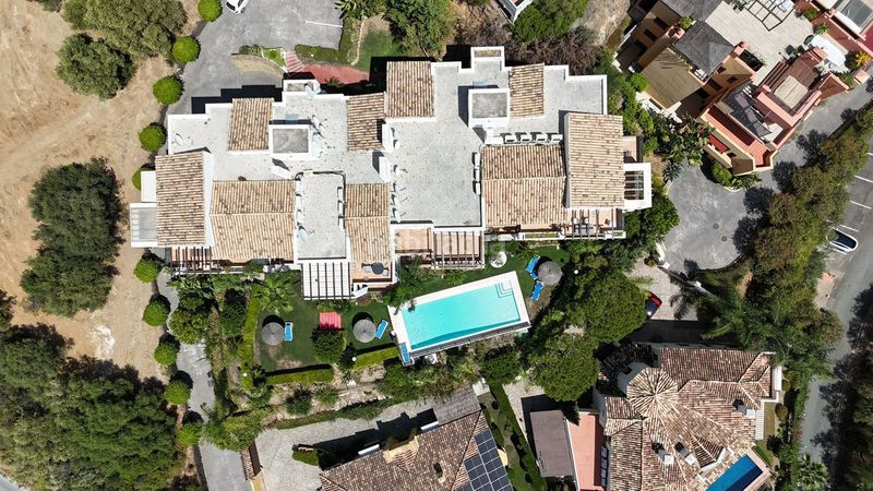 Foto e70f620b-ab1d-4bd9-82f5-94ff85468a16. Apartamento en los arqueros - puerto del almendro Benahavís