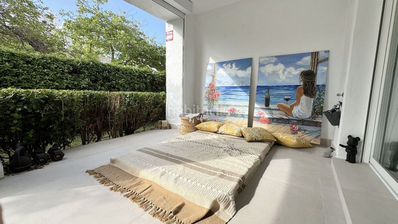 Foto 746a51a5-3ef9-422a-81da-35a081442b42. Planta baixa amb aparcament piscina a Nueva Alcántara Marbella