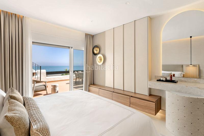 Foto a2be0cff-8848-4b13-999a-841c23324acd. Penthouse with parking pool in El Velerín Estepona