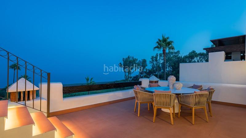 Foto b19bbb4c-a52e-48c2-a3d8-489cd37c53df. Penthouse with parking pool in El Velerín Estepona
