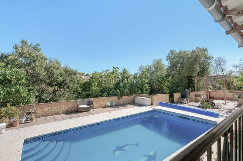 Foto fd5d3297-d306-46c8-a7ac-0da678102257. Mas avec parking piscine dans altos de Estepona Estepona