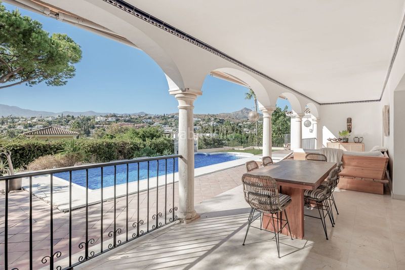 Foto 0a75da86-dbdf-427d-91b3-c3df9fb7e47b. Chalet en Paraiso - Barronal Estepona