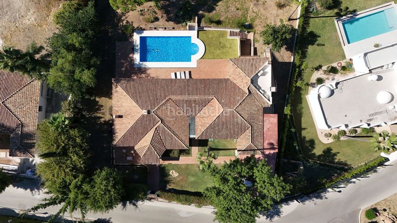 Foto 22cf8cc9-215b-46d7-8717-13414eb4ab07. Chalet en Paraiso - Barronal Estepona