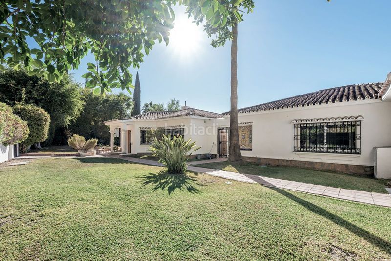 Foto 6d73bc13-8255-442f-8729-a11869fcca60. Chalet en Paraiso - Barronal Estepona