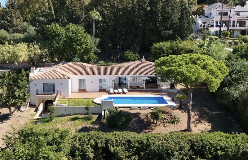 Foto 84eee734-03db-4980-add6-2f482d73a6aa. Chalet en Paraiso - Barronal Estepona