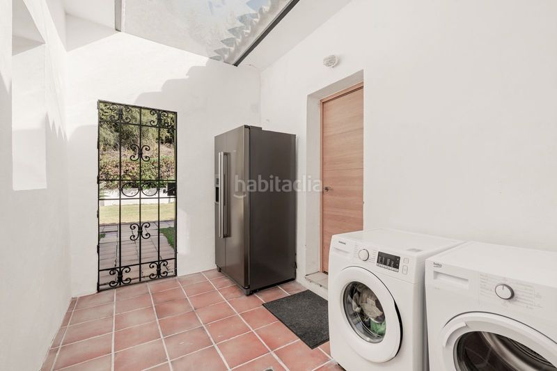 Foto 90cbbbef-8f0a-420d-aac8-6c840ea9cffd. Chalet en Paraiso - Barronal Estepona