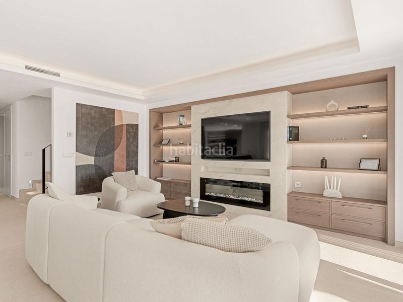 Foto df99a5ee-06d1-4da2-bea1-fb1bdf724612. Casa a schiera con parcheggio piscina in Paraiso - Barronal Estepona