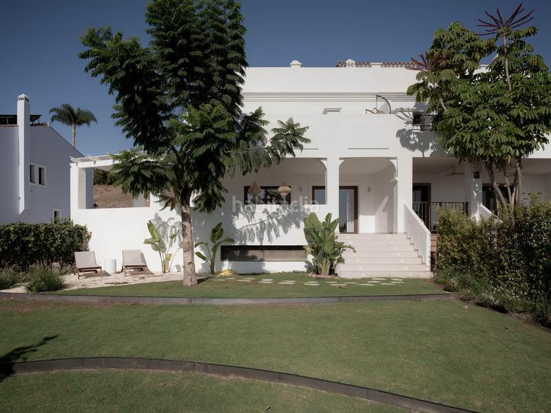 Foto f2fcdfc1-09df-480f-9b10-b5dc8ed5e9a6. Casa a schiera con parcheggio piscina in Paraiso - Barronal Estepona