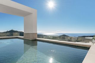 �tico en Palo Alto