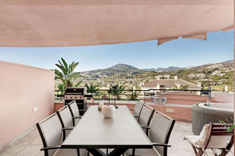 Foto 7adf32a0-92dc-4846-bcbe-fdbfb85dc6c3. Apartament amb aparcament piscina a Los Naranjos Marbella