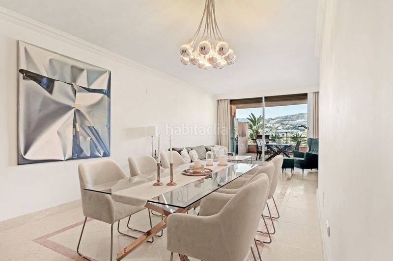 Foto 9e8e2c93-2955-4aff-83db-075b9d2d4cfe. Apartament amb aparcament piscina a Los Naranjos Marbella