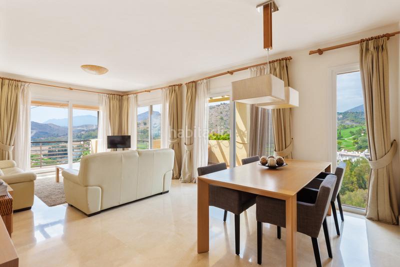 Foto 3d02f4cd-4996-457c-aa3f-2a28a18468ec. Miete dachwohnung mit parking pool in los arqueros - puerto del almendro Benahavís