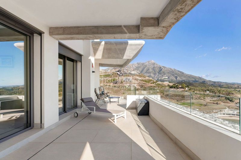 Foto 28ff58e1-f497-4d4b-97ab-a5068c3ff109. Apartament amb aparcament piscina a El Madroñal Benahavís