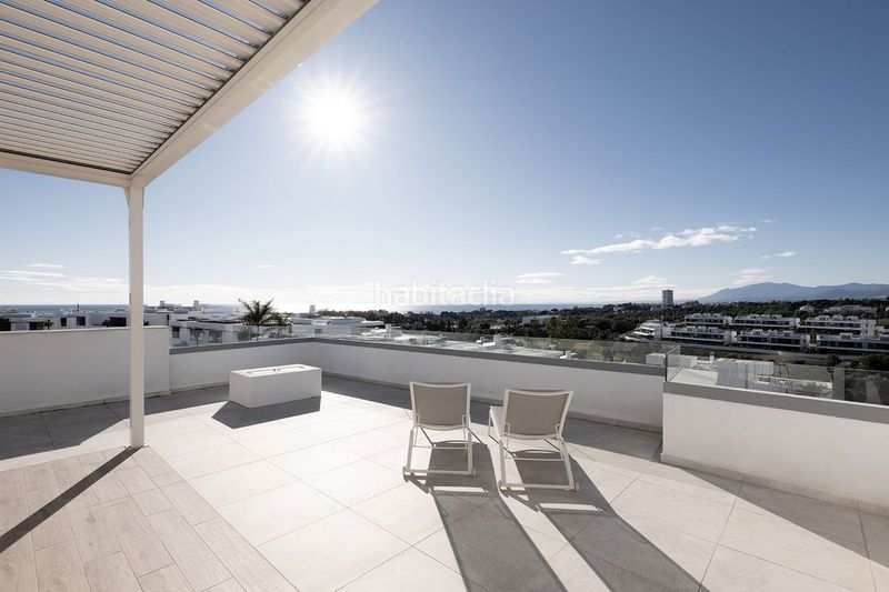 Foto 928c0d40-6eb1-4b71-b81a-c6164ab6ef77. Àtic amb aparcament piscina a bahía de Marbella Marbella