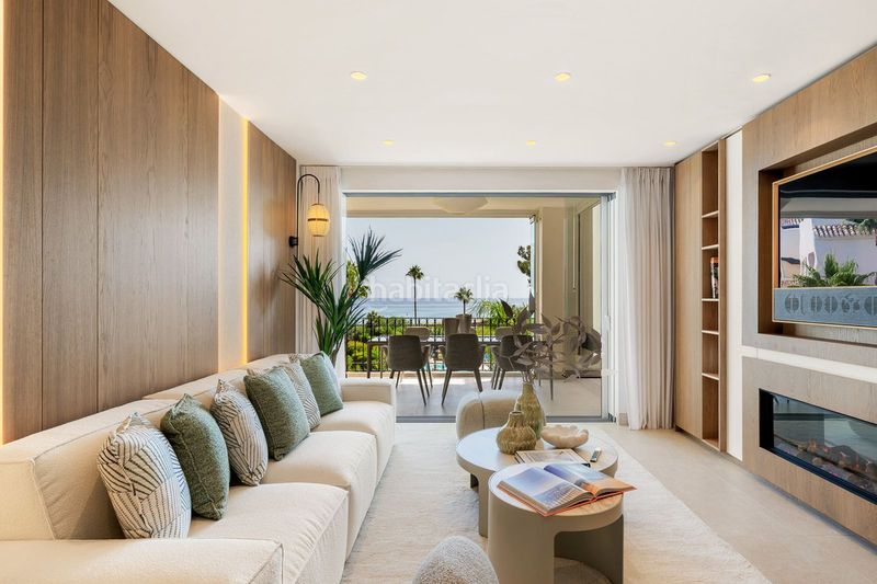 Foto e03e1897-60df-49b6-89b6-d84cc7a7a7fb. Apartament amb aparcament piscina a El Velerín Estepona