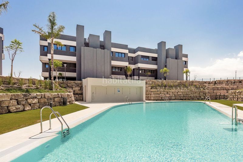 Foto a996567f-222b-4766-9300-db555148fb9f. Àtic amb aparcament piscina a La Concha - Resina Golf Estepona