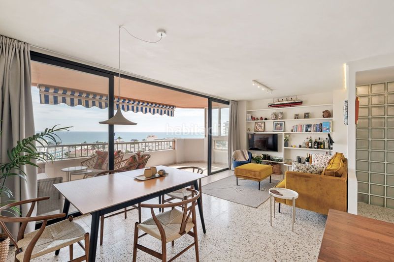 Foto bc9e65fa-0997-4ab1-882c-ab9141c611be. Apartament amb piscina a El Bajondillo Torremolinos
