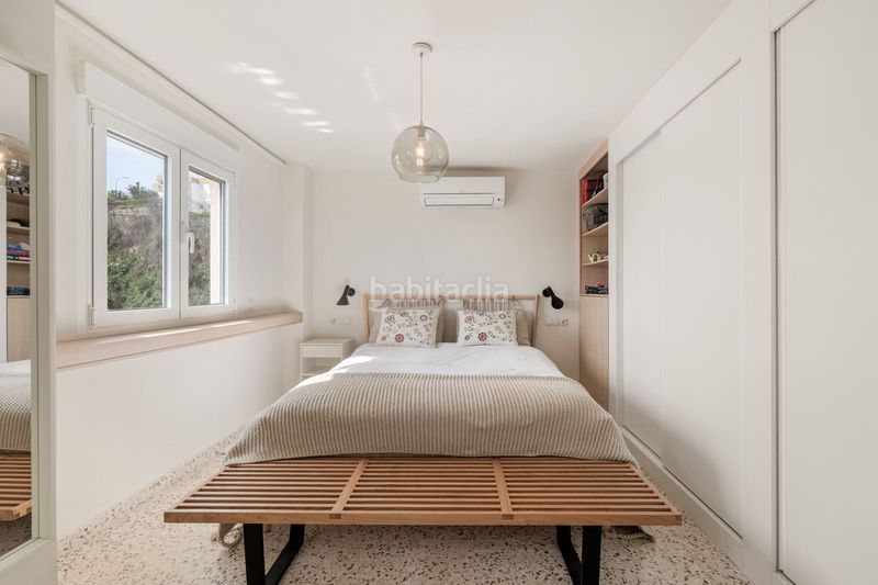 Foto cc985539-84cf-4eb6-b754-ee14807cb610. Apartament amb piscina a El Bajondillo Torremolinos