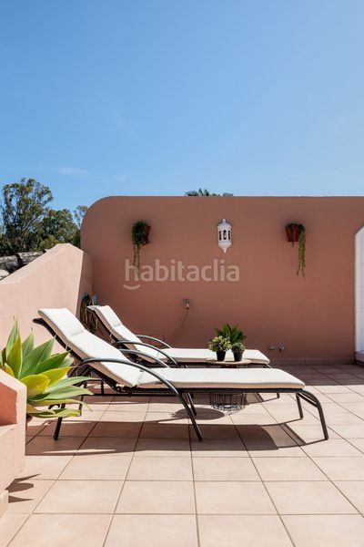 Foto b80e4300-ce4c-41b9-9554-c989b5f150e9. Ático en Villacana - Costalita - Saladillo Estepona