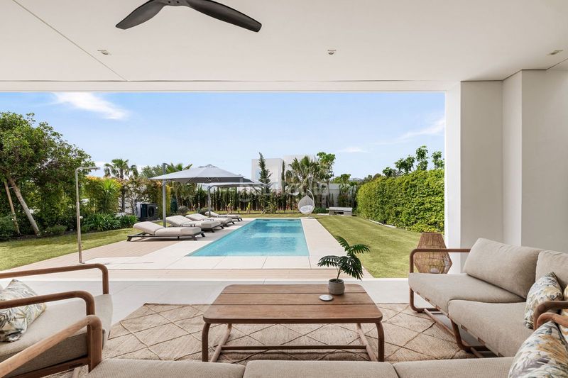 Foto d8a9363a-24f8-425e-8a13-5e4cf2e3b197. Chalet en Valtocado - La Alquería - La Atalaya Mijas