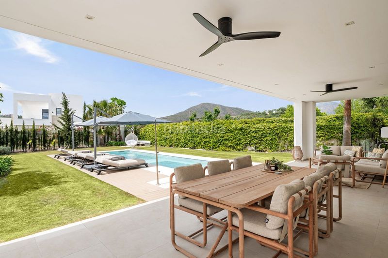 Foto 0e4a86f0-d2d9-4b53-ab36-1a0d84dbf815. Xalet amb aparcament piscina a Valtocado - La Alquería - La Atalaya Mijas