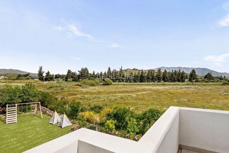 Foto e1f5ca0d-bb5e-4562-8345-807a85db239b. Xalet amb aparcament piscina a Valtocado - La Alquería - La Atalaya Mijas