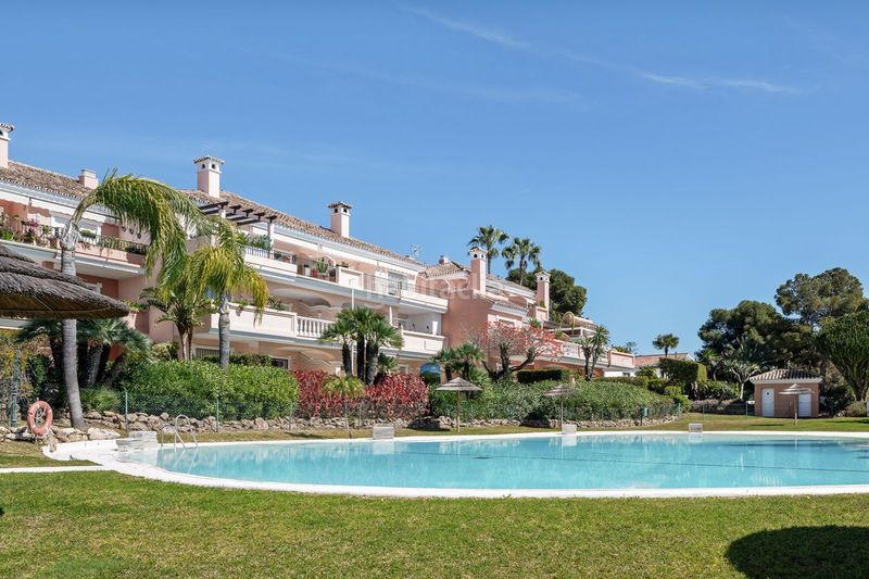 Foto e13d46e4-a188-4d20-aabf-f11db61d7ee5. Planta baixa amb piscina a Villacana - Costalita - Saladillo Estepona