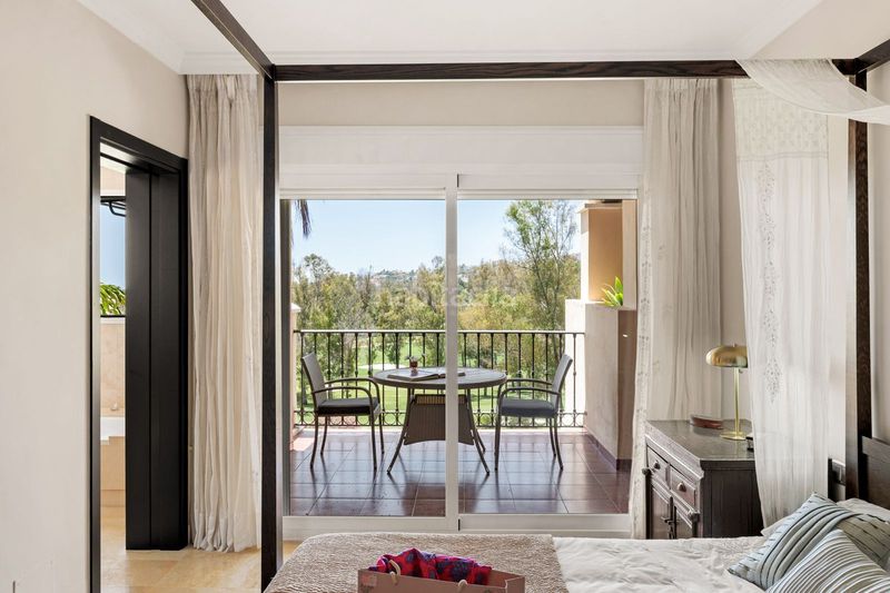 Foto 21d96e6b-40f7-4f4f-af92-678e459f3f16. Apartamento en Benatalaya Estepona