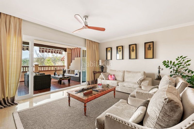Foto 6613412c-abf8-43ab-ba9d-13d2f5288d83. Apartamento en Benatalaya Estepona