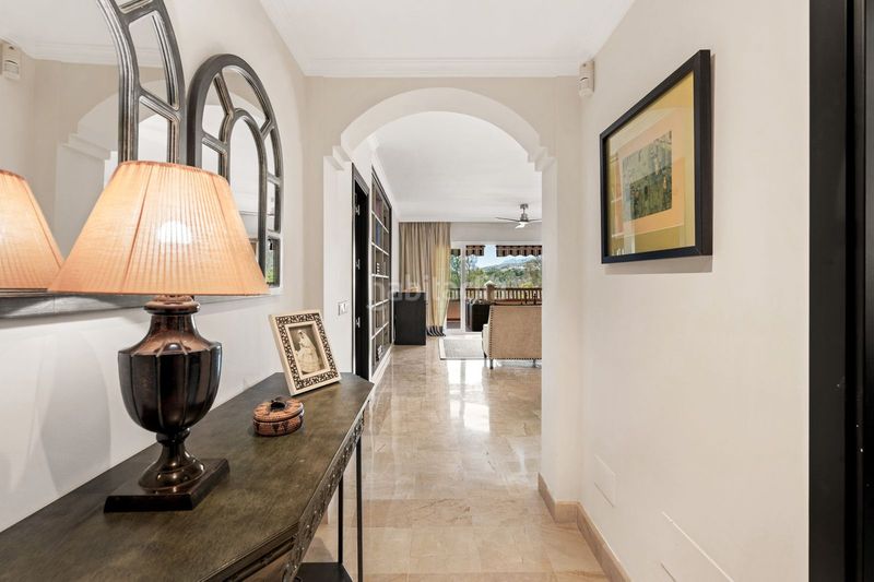 Foto 9ed6b038-84fa-4fa5-a5e4-c4bc06a4796c. Apartamento en Benatalaya Estepona