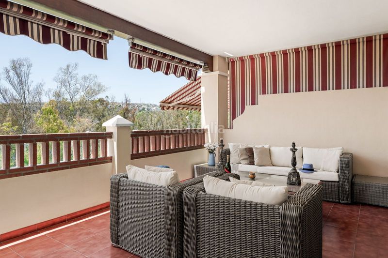Foto f184950f-3945-4c57-8dfd-ad450ebe1430. Apartamento en Benatalaya Estepona