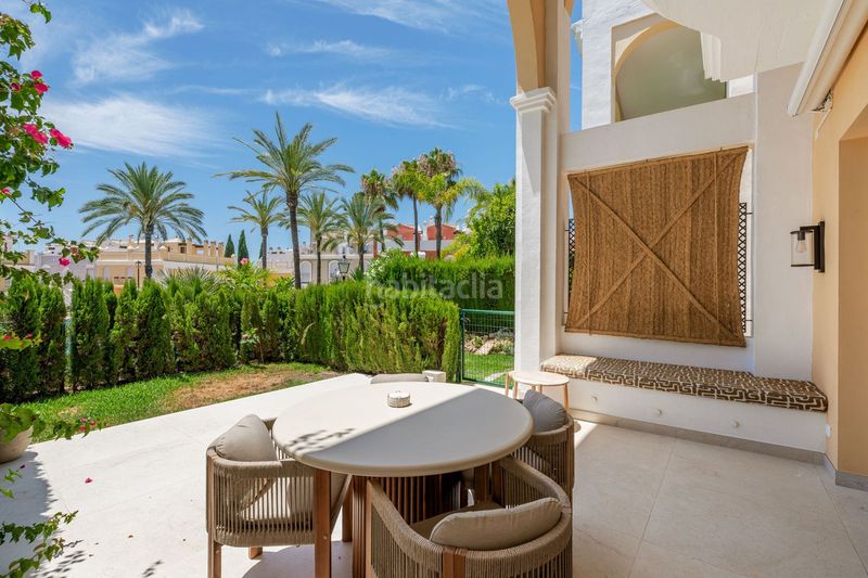 Foto d9e9ab32-c514-4e1a-8c14-744203f98366. Casa adosada en bahía de Marbella Marbella