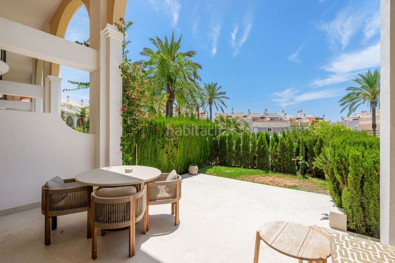 Foto f9fcf71a-2896-4561-9e49-1fe3a49be5a7. Casa adosada en bahía de Marbella Marbella
