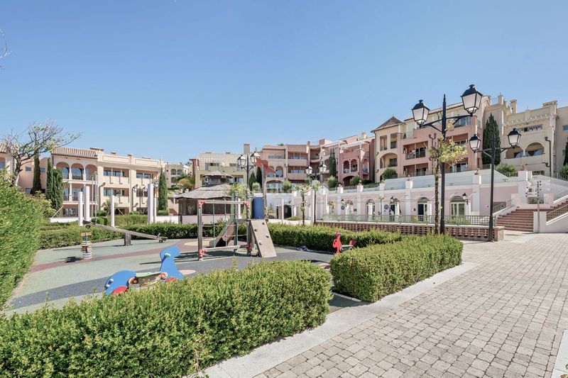 Foto 92e597f2-3e50-4f6d-9888-be825360dda6. Apartament amb piscina a Chullera Manilva