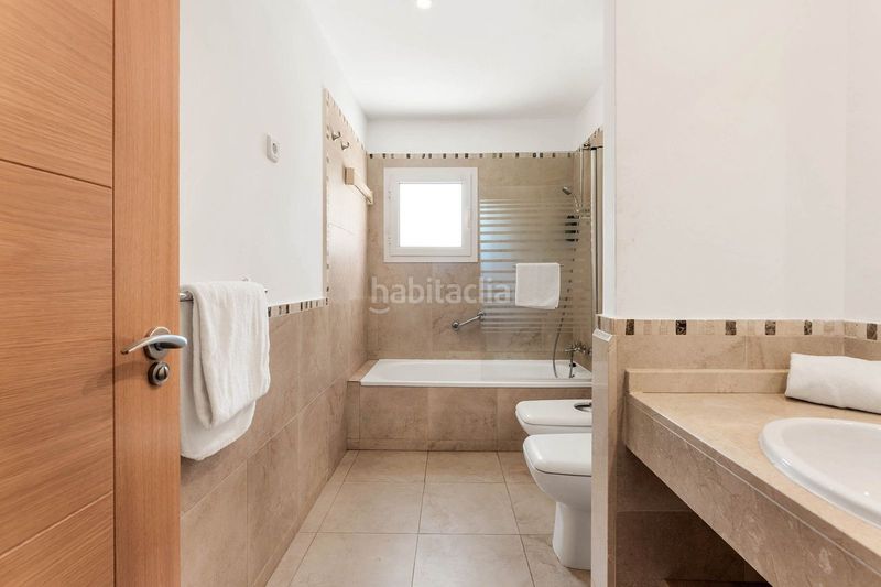 Foto db69805a-ad93-490f-977d-2d1afdc1fd41. Apartamento en Chullera Manilva
