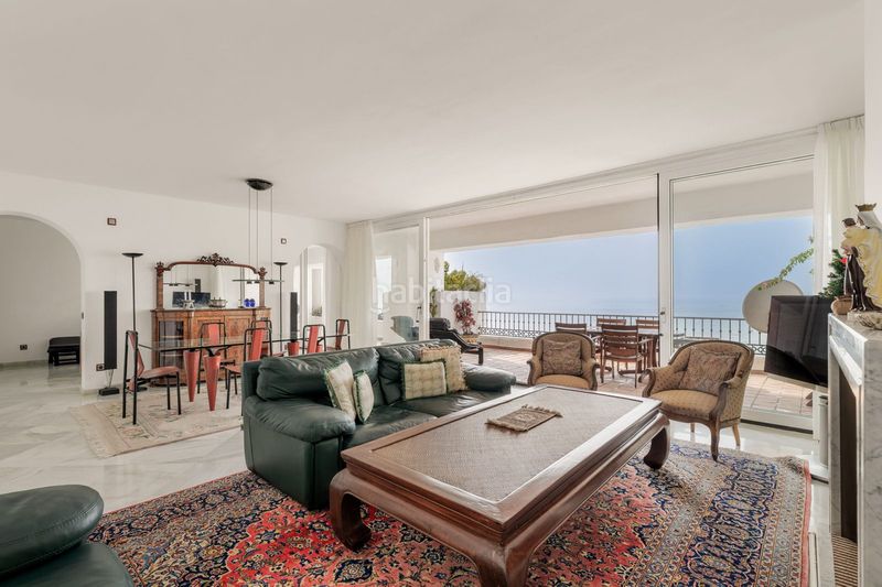 Foto 18173de9-65cf-4770-9d37-887502d4e521. Apartament amb aparcament piscina a El Bajondillo Torremolinos